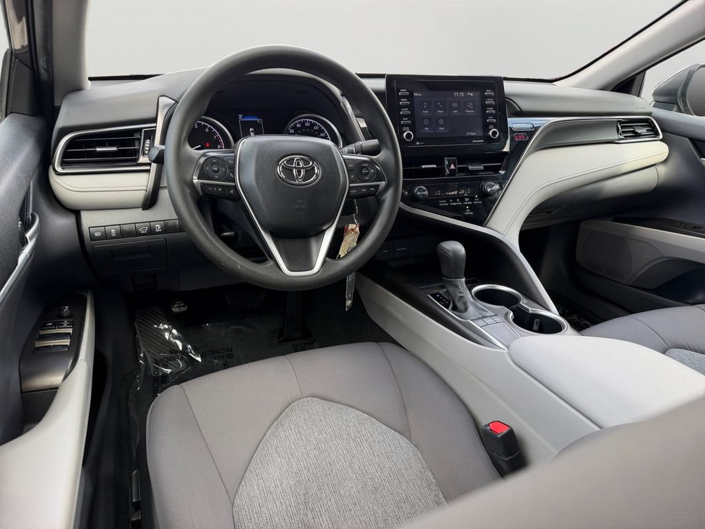 Used 2023 Toyota Camry LE FWD image 13
