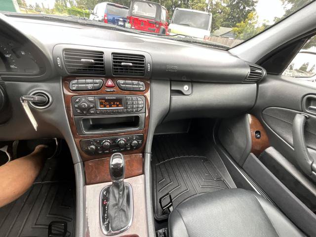 Used 2003 Mercedes-Benz C 240 Wagon image 11