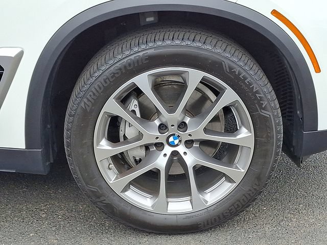 Used 2025 BMW X5 xDrive40i w/ Premium Package AWD/4WD image 8