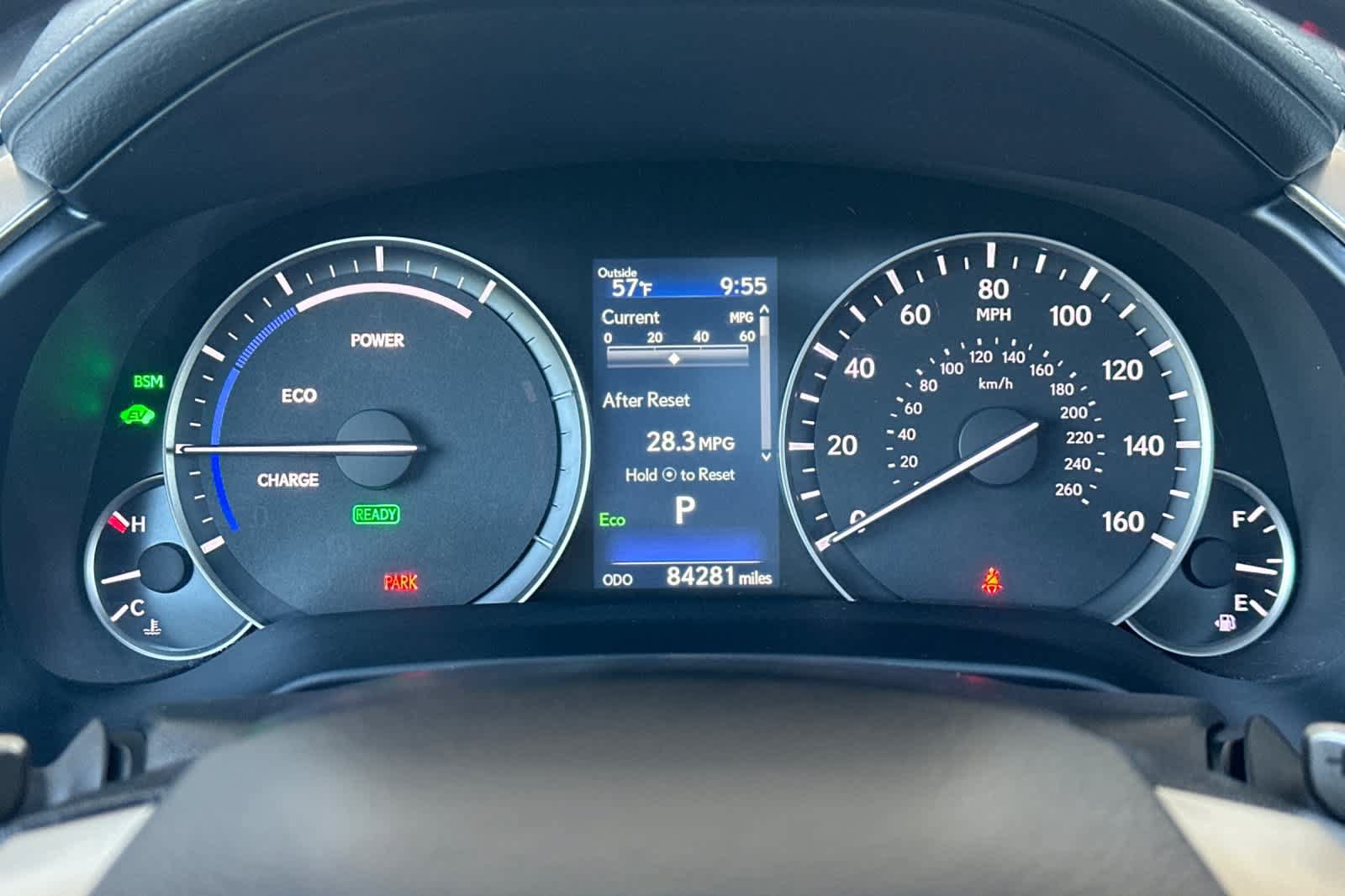 Used 2022 Lexus RX 450h AWD w/ Luxury Package image 25