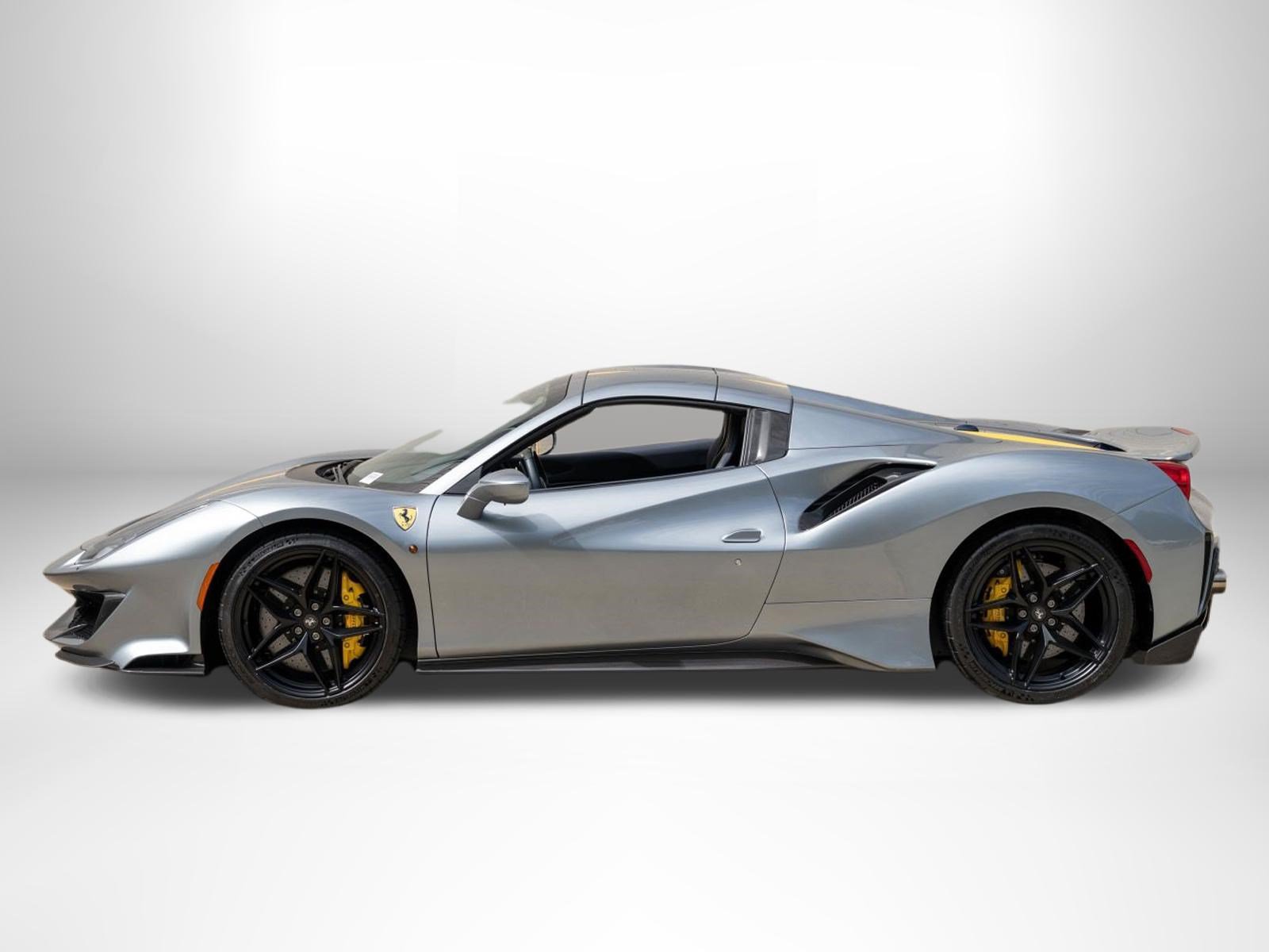 Used 2020 Ferrari 488 Pista Spider RWD image 3