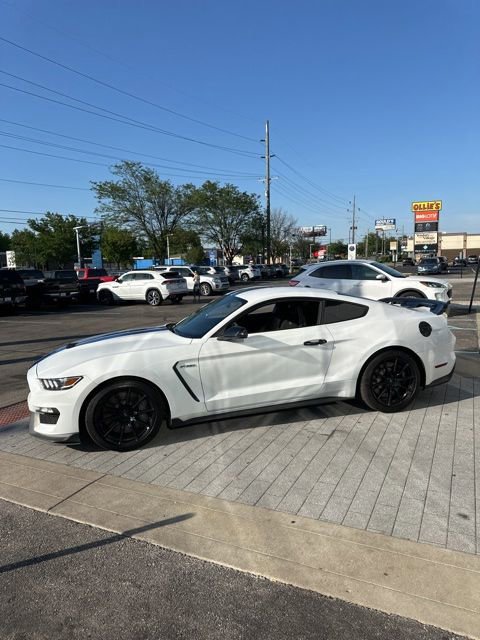 Used 2017 Ford Mustang Shelby GT350 w/ Electronics Package RWD image 14