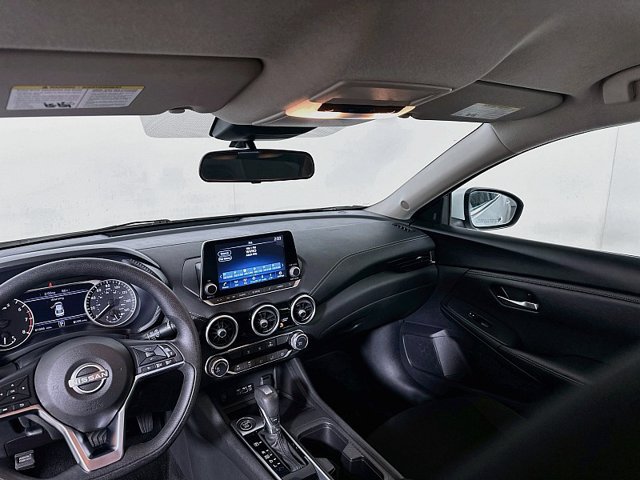 Used 2024 Nissan Sentra SV FWD image 22