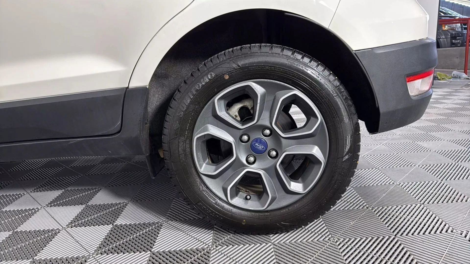 Used 2018 Ford EcoSport S FWD image 32
