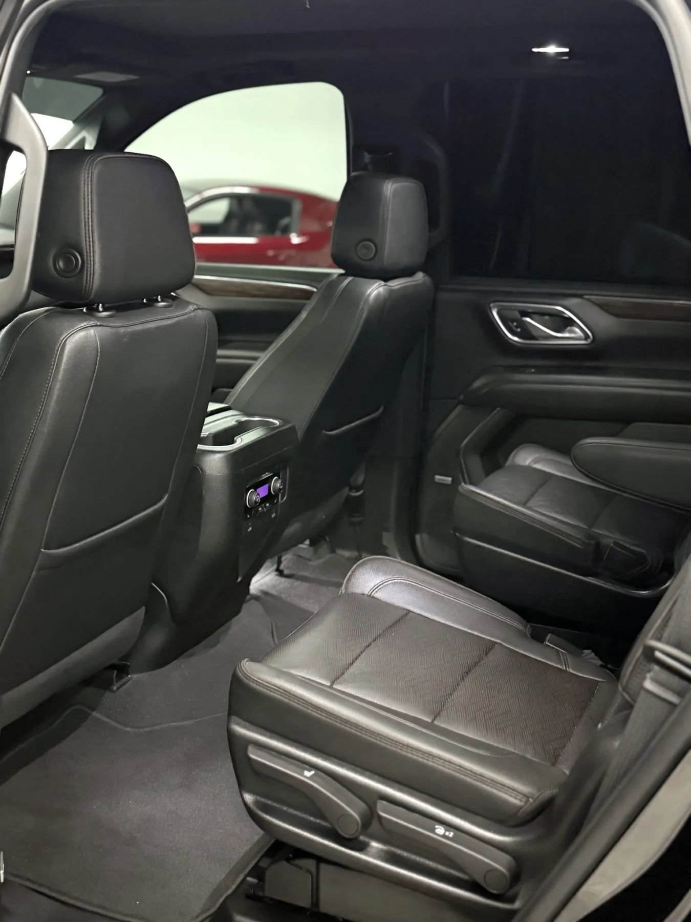 Used 2022 Chevrolet Tahoe High Country AWD/4WD image 13