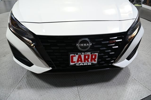 Used 2024 Nissan Altima 2.5 SR FWD image 16