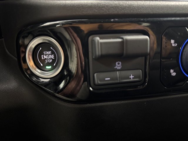 Used 2025 Chevrolet Silverado 1500 LT image 16