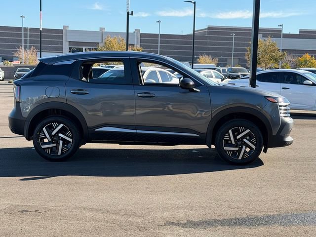 New 2026 Nissan Kicks SV w/ SV Premium Package FWD image 7