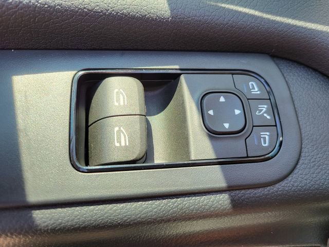 New 2025 Mercedes-Benz Sprinter 2500 image 12