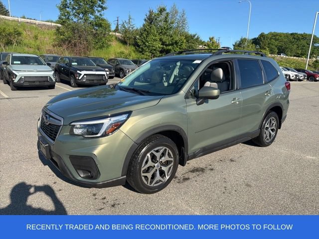 Used 2021 Subaru Forester Premium AWD/4WD image 2