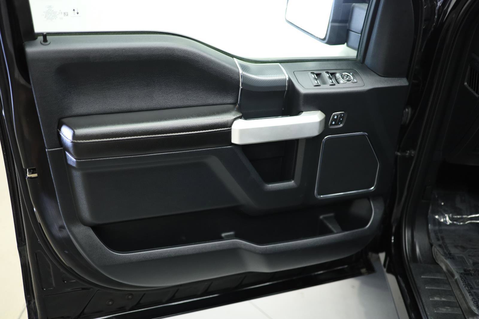 Used 2020 Ford F150 Lariat w/ Equipment Group 502A Luxury image 43