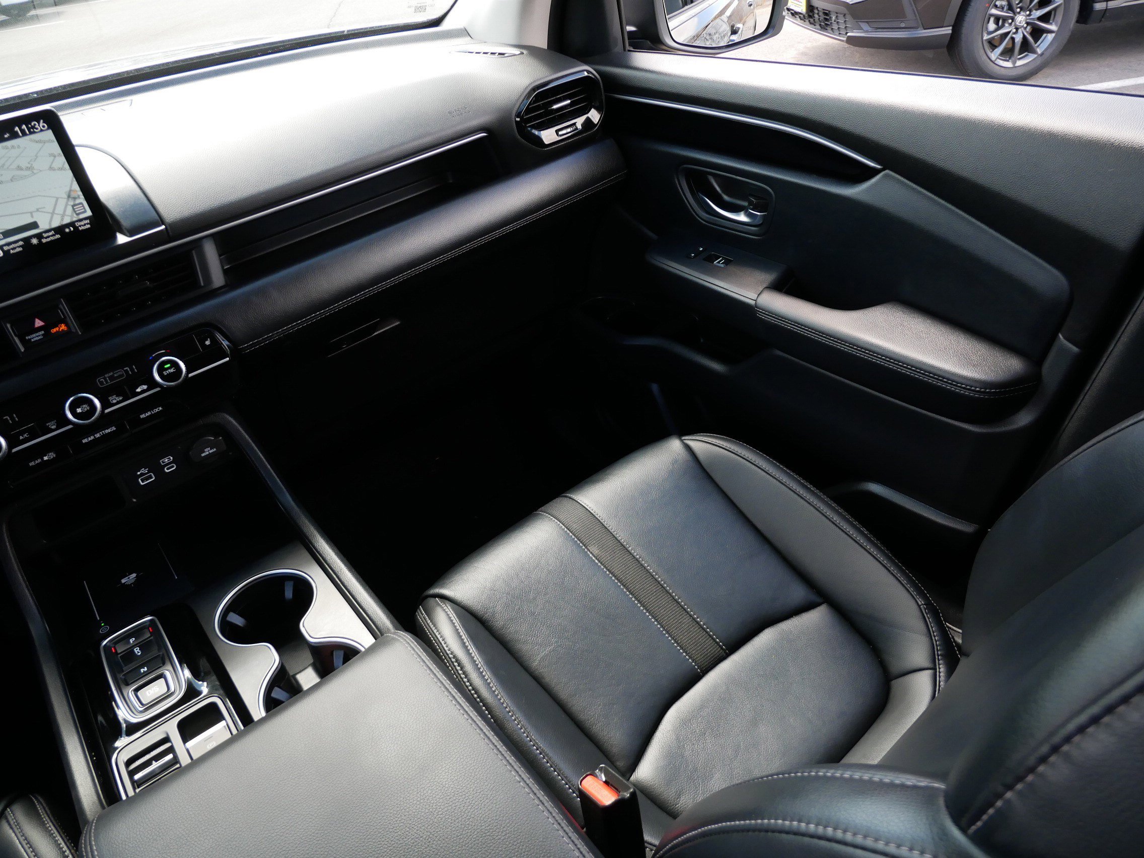 Certified 2023 Honda Pilot Touring image 11