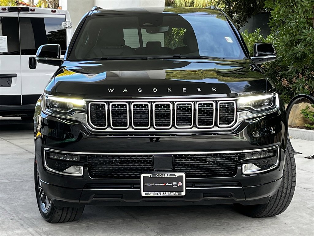 New 2025 Jeep Wagoneer 4WD w/ Premium Group I image 2