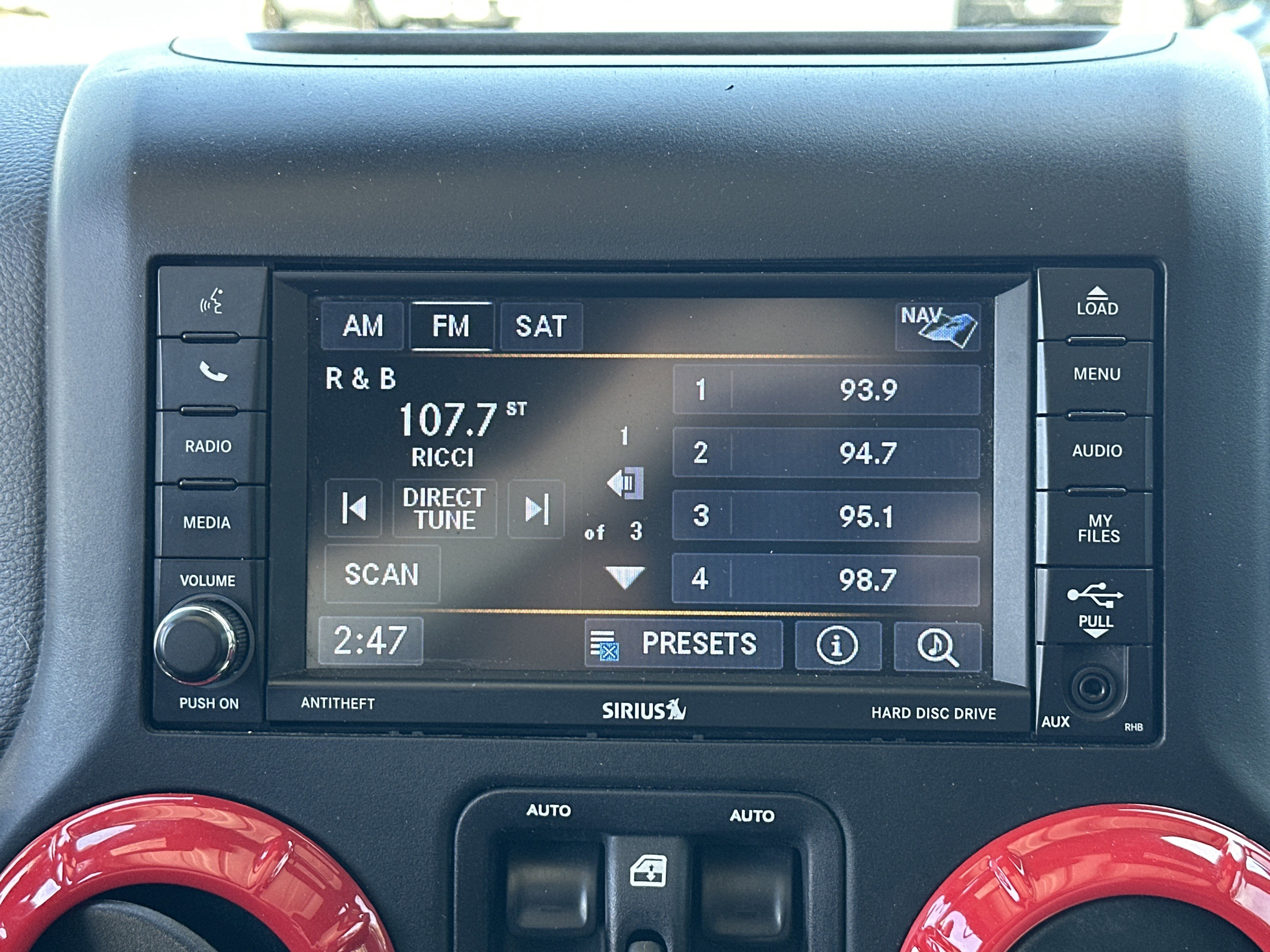 Used 2018 Jeep Wrangler Unlimited Rubicon image 23