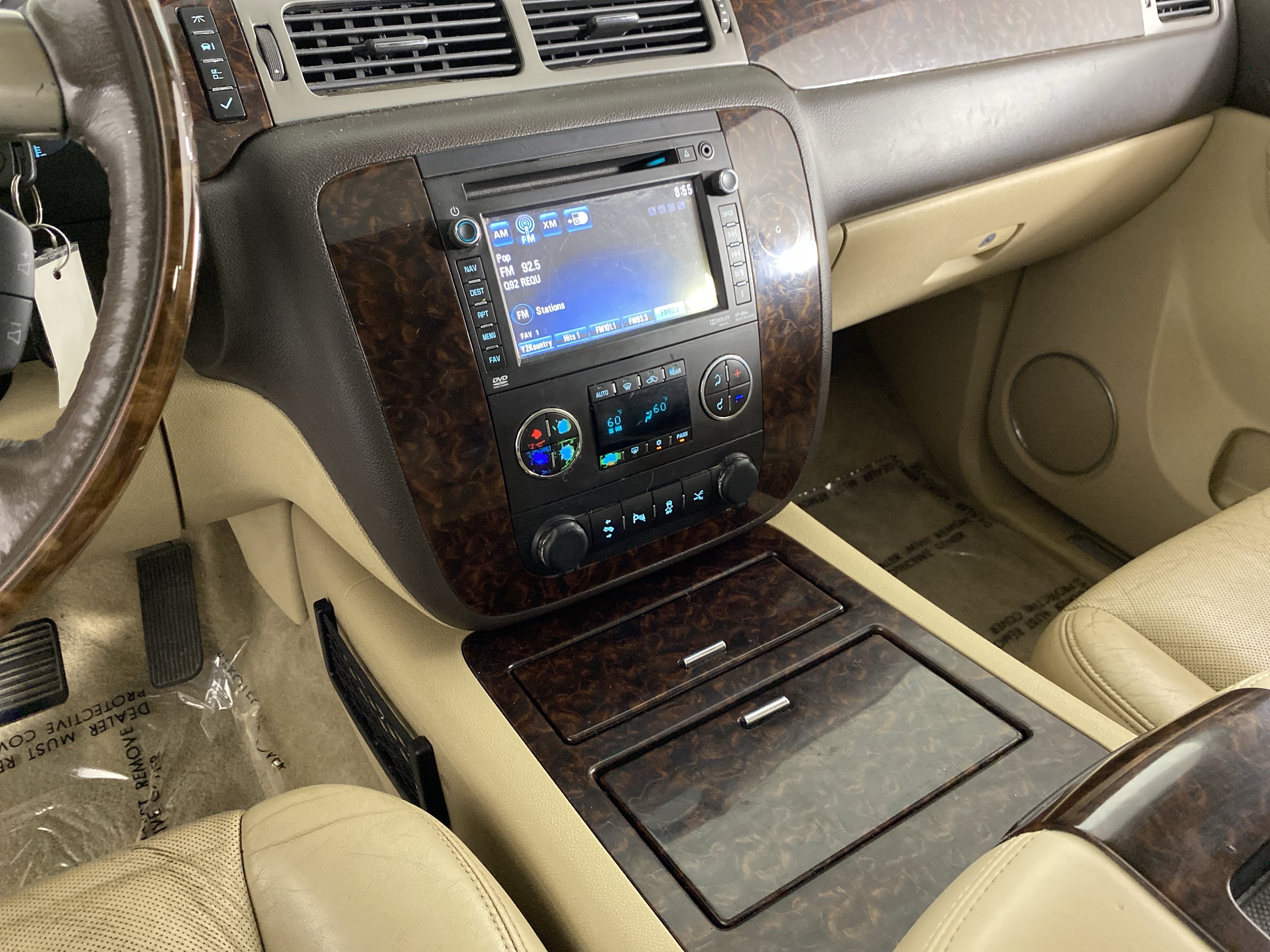 Used 2013 GMC Yukon XL Denali AWD/4WD image 25
