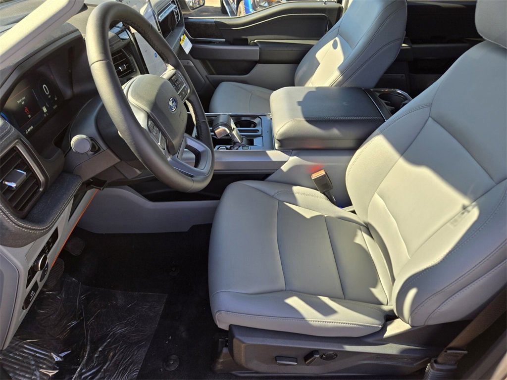 New 2025 Ford F150 Lightning Flash image 7