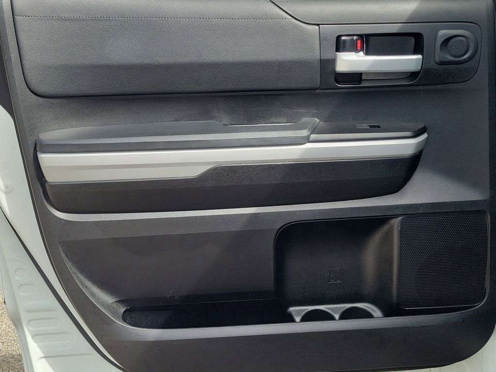 Used 2021 Toyota Tundra SR5 w/ SR5 Upgrade Package image 17