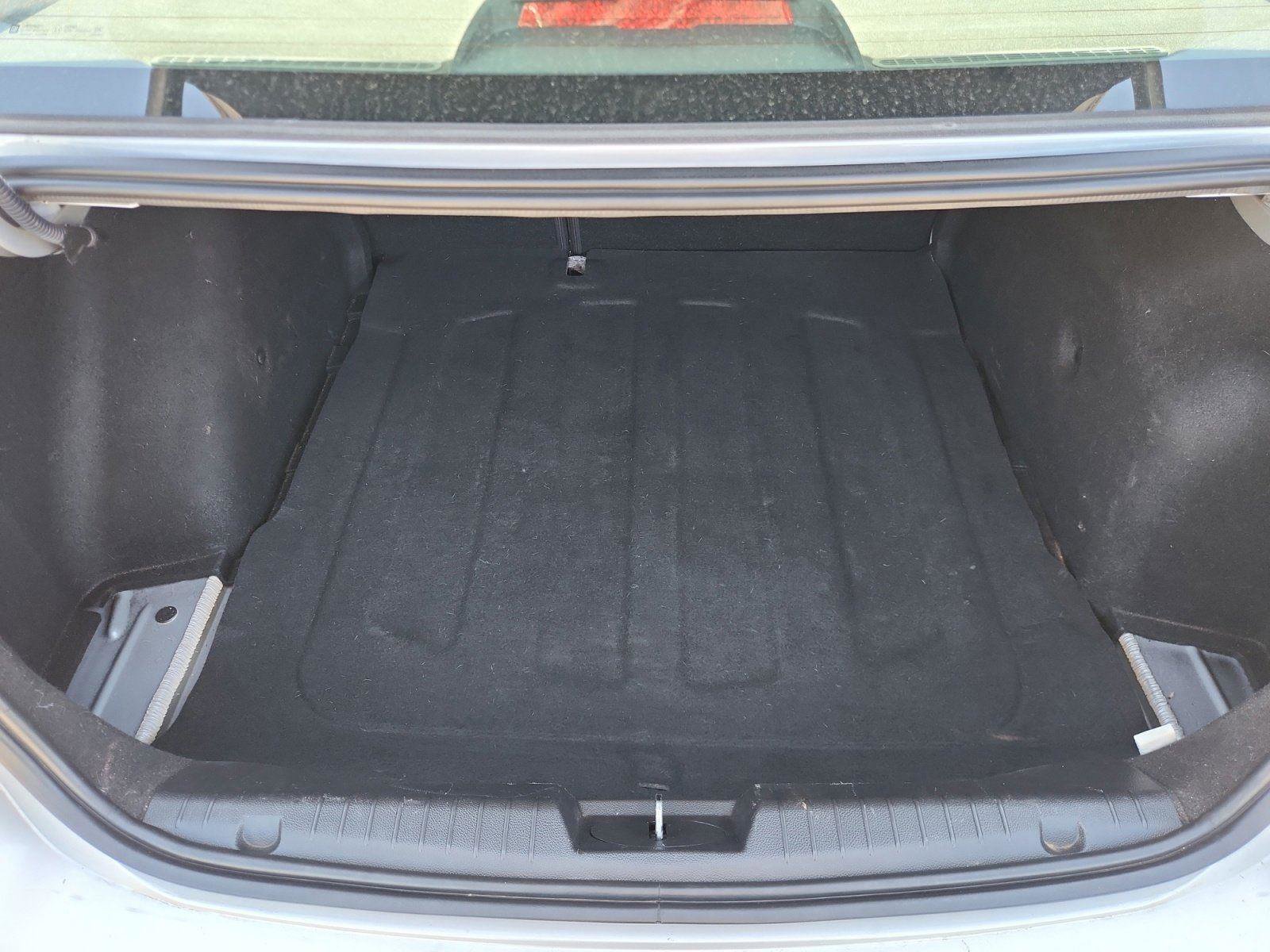 Used 2014 Chevrolet Cruze LS FWD image 14