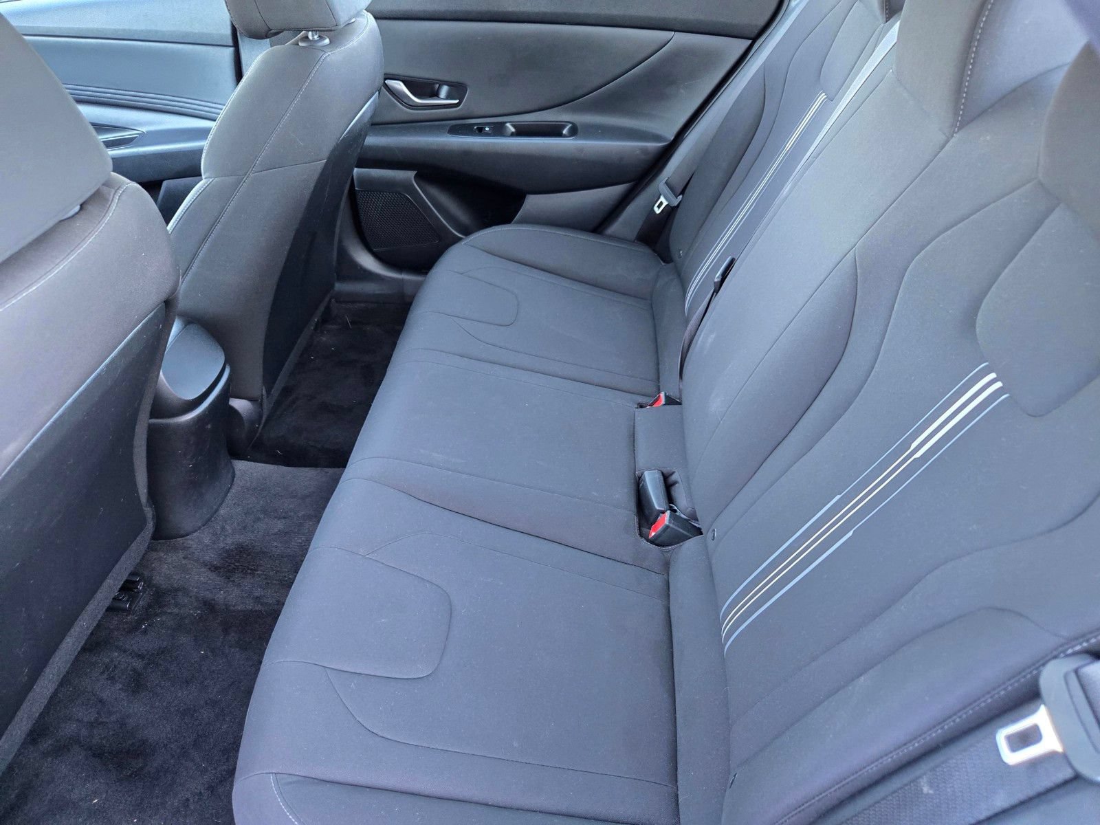 Certified 2022 Hyundai Elantra SEL w/ Convenience Package FWD image 11