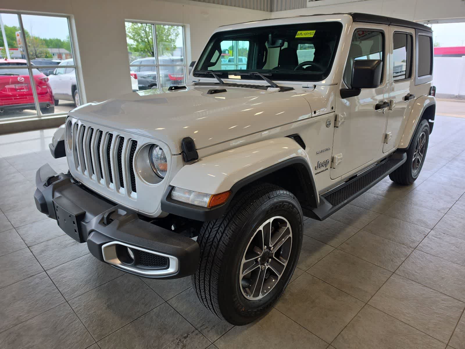 Used 2023 Jeep Wrangler Unlimited Sahara AWD/4WD image 1