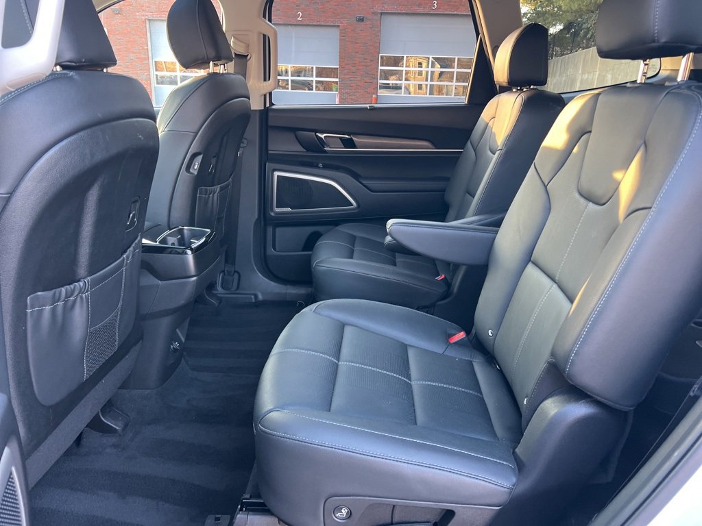 Used 2021 Kia Telluride EX w/ EX Premium Package image 25
