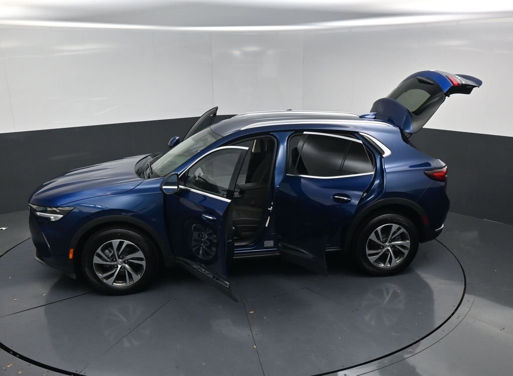 Used 2023 Buick Envision Essence image 27