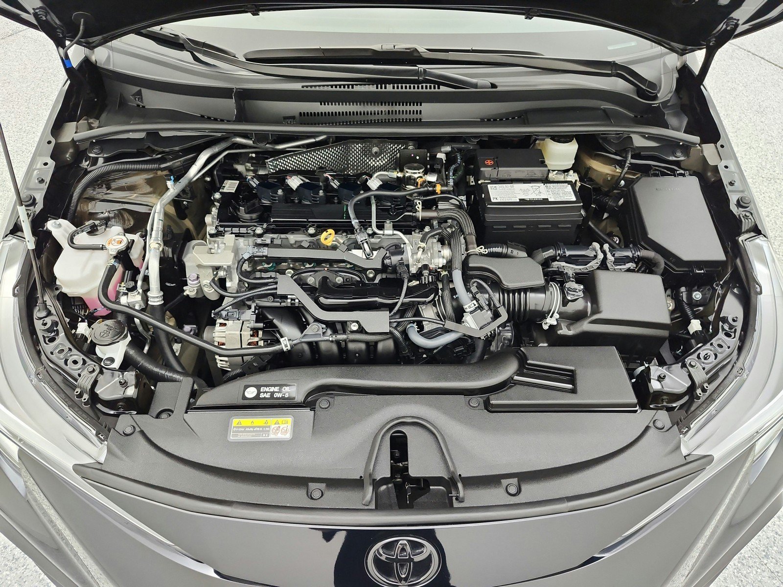 Used 2025 Toyota Corolla SE w/ SE Premium Package FWD image 17
