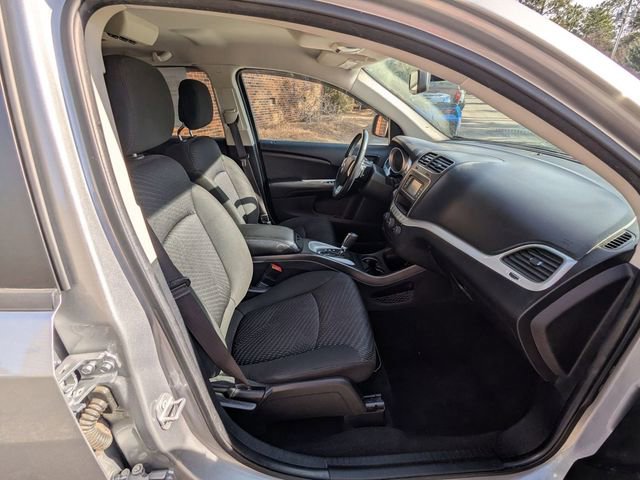 Used 2019 Dodge Journey SE w/ Connectivity Group image 12