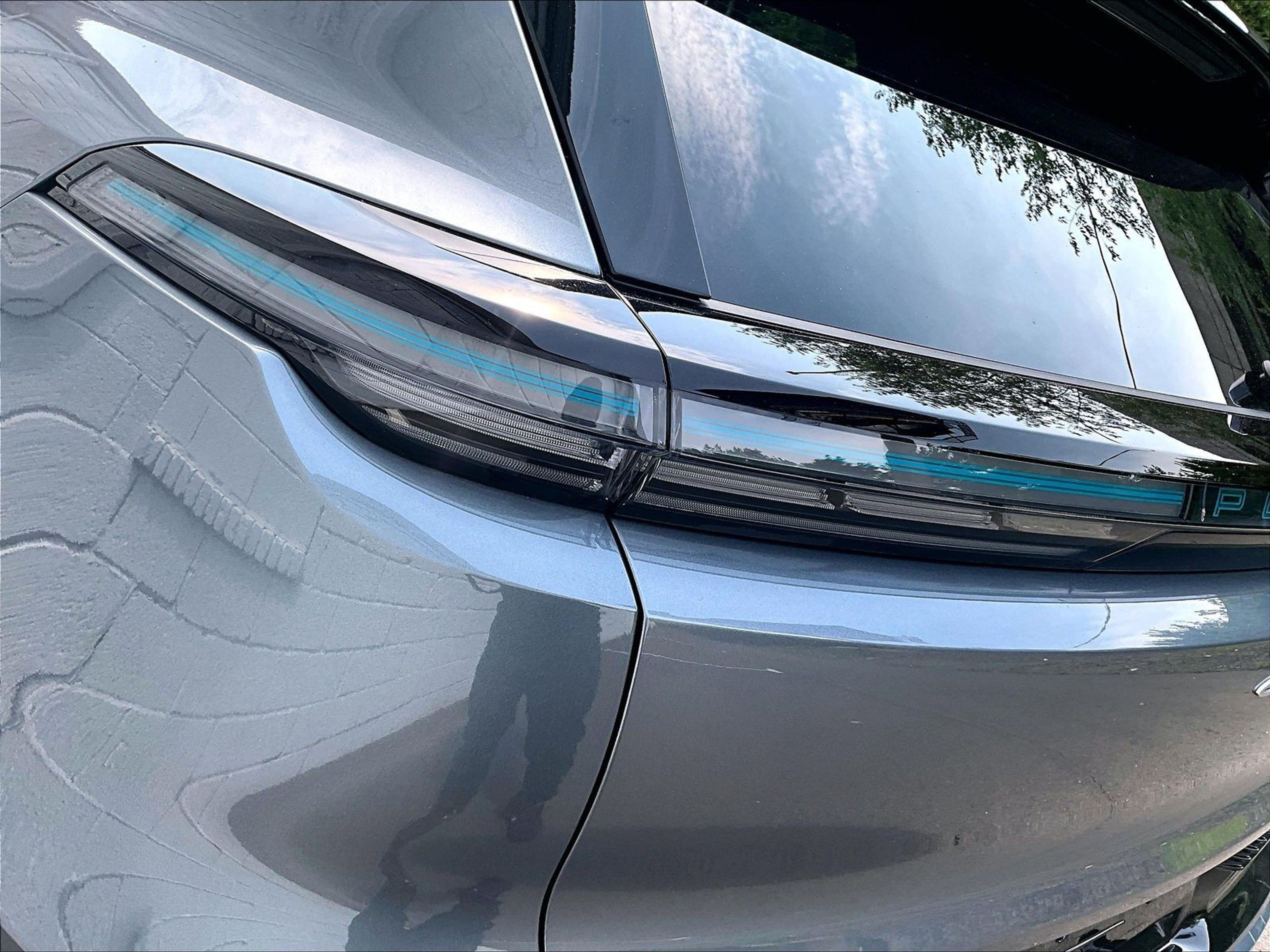 New 2026 Porsche Cayenne Electric AWD/4WD image 25