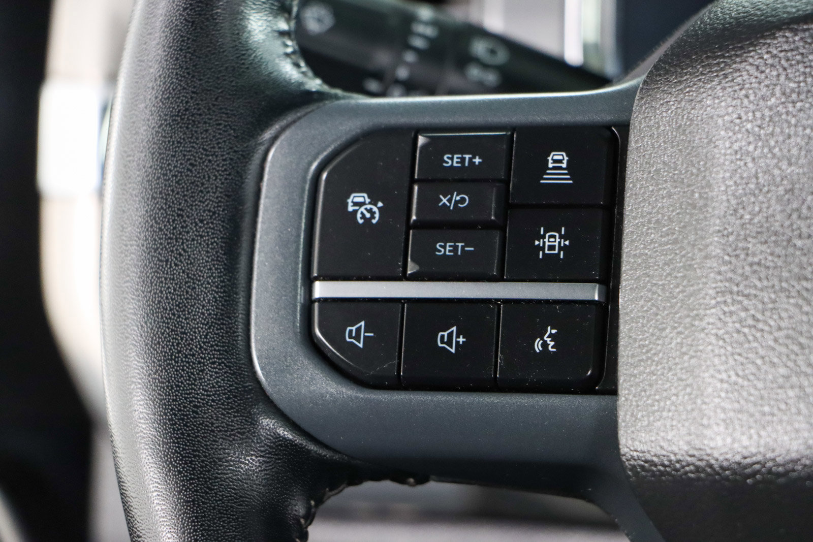 Used 2023 Ford F150 Lariat w/ Equipment Group 502A High image 15