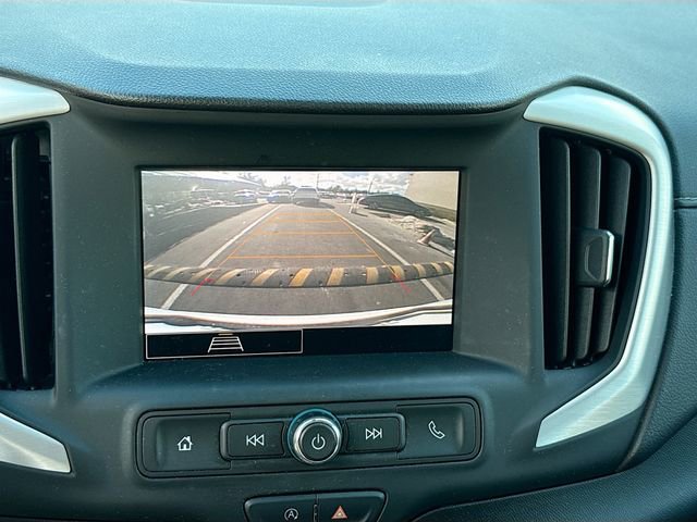 Used 2023 GMC Terrain SLE w/ Driver Convenience Package image 13