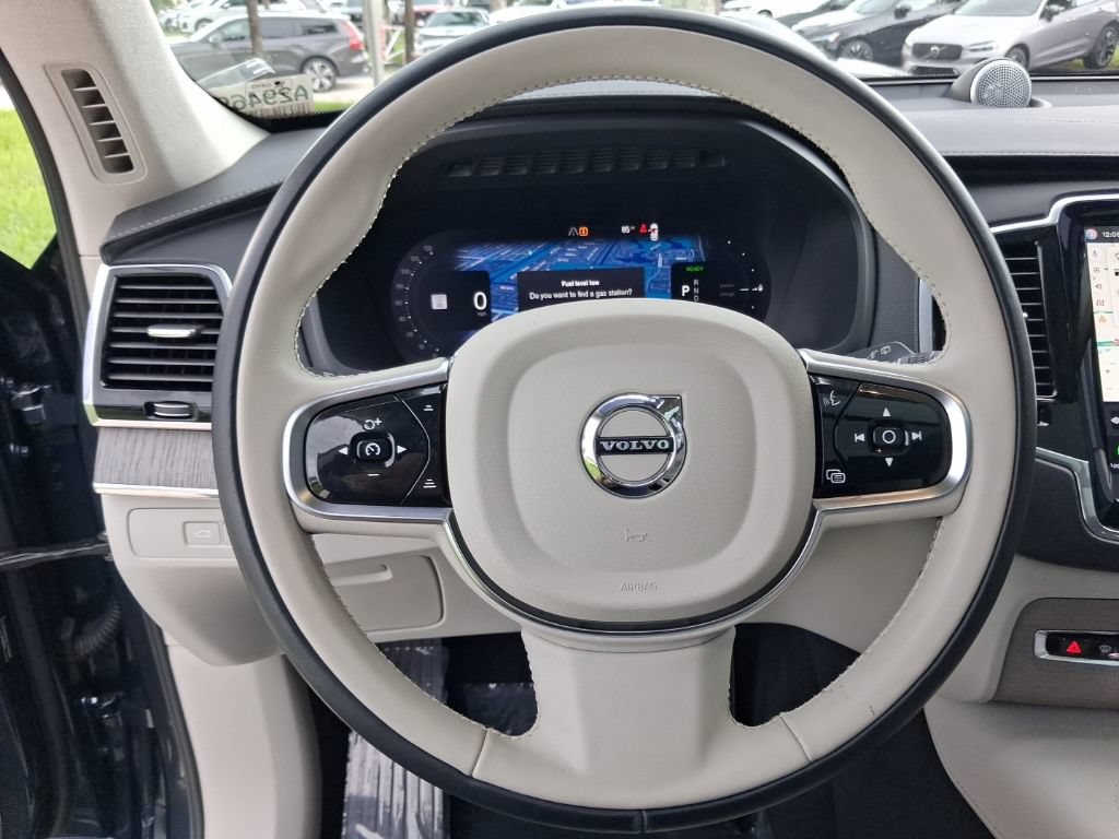 Used 2025 Volvo XC90 T8 Ultra w/ Lounge Package AWD/4WD image 17
