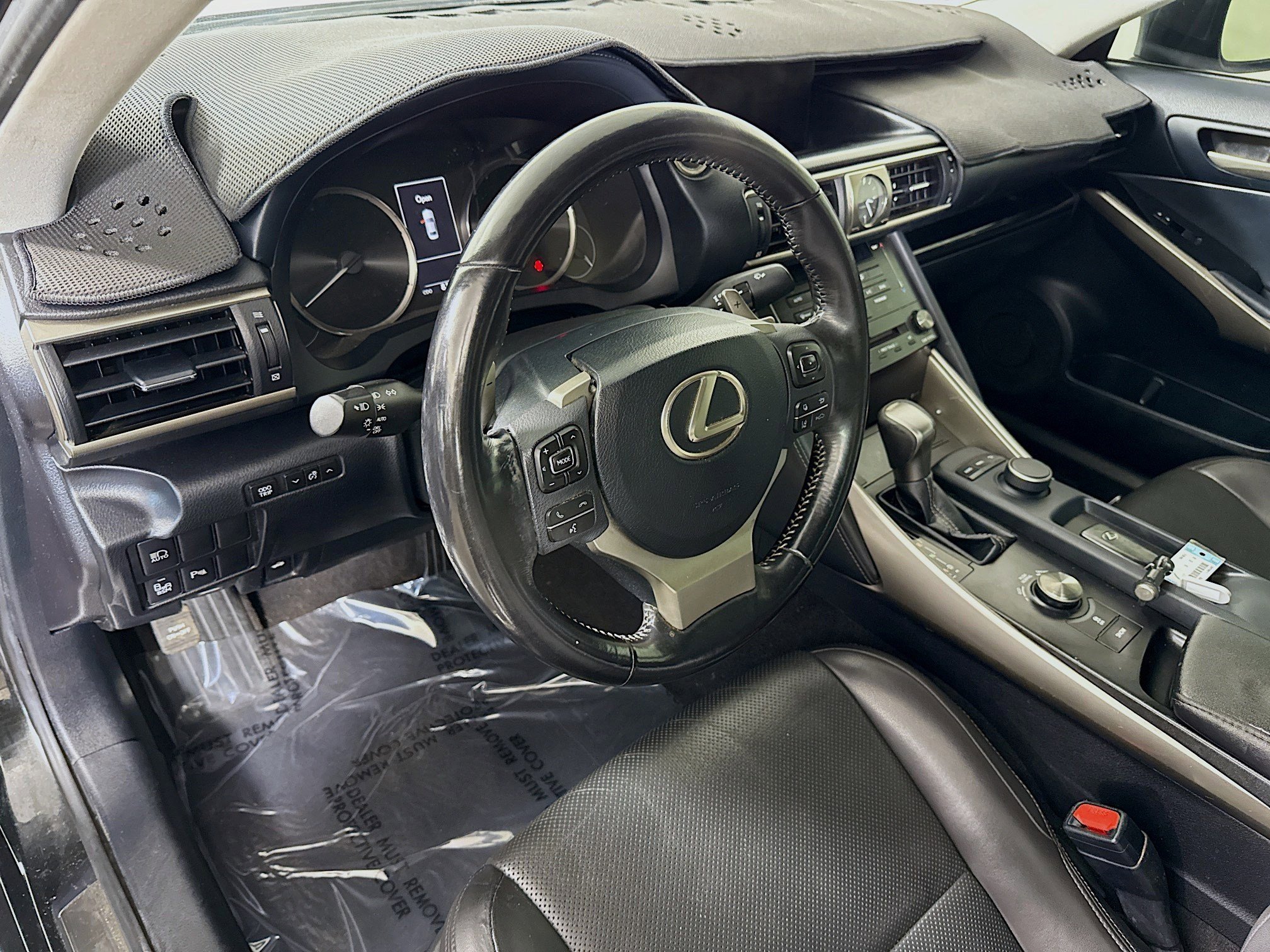 Used 2018 Lexus IS 300 w/ Premium Package RWD image 23