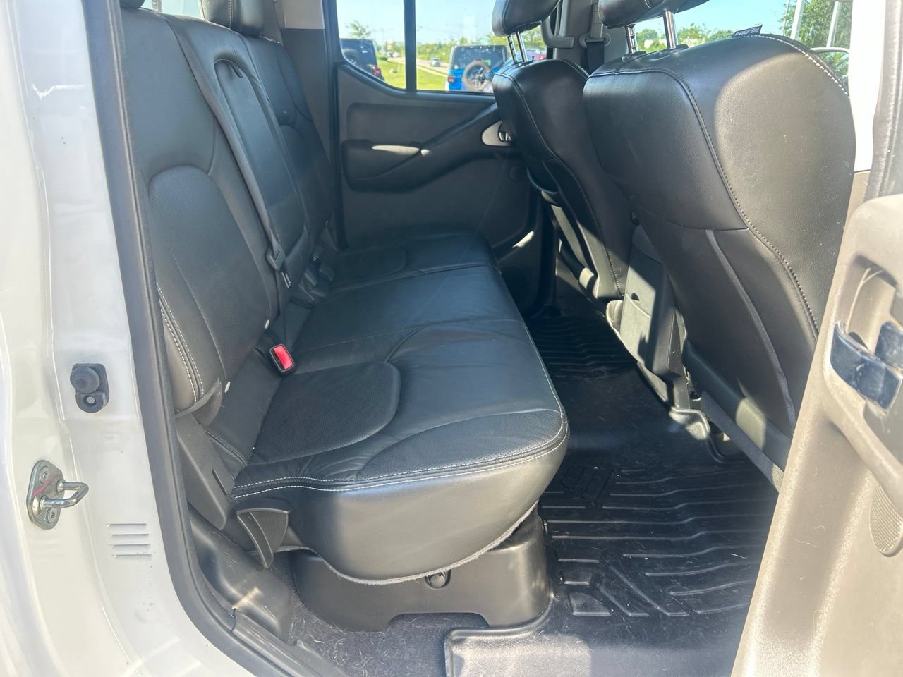 Used 2020 Nissan Frontier PRO-4X AWD/4WD image 15