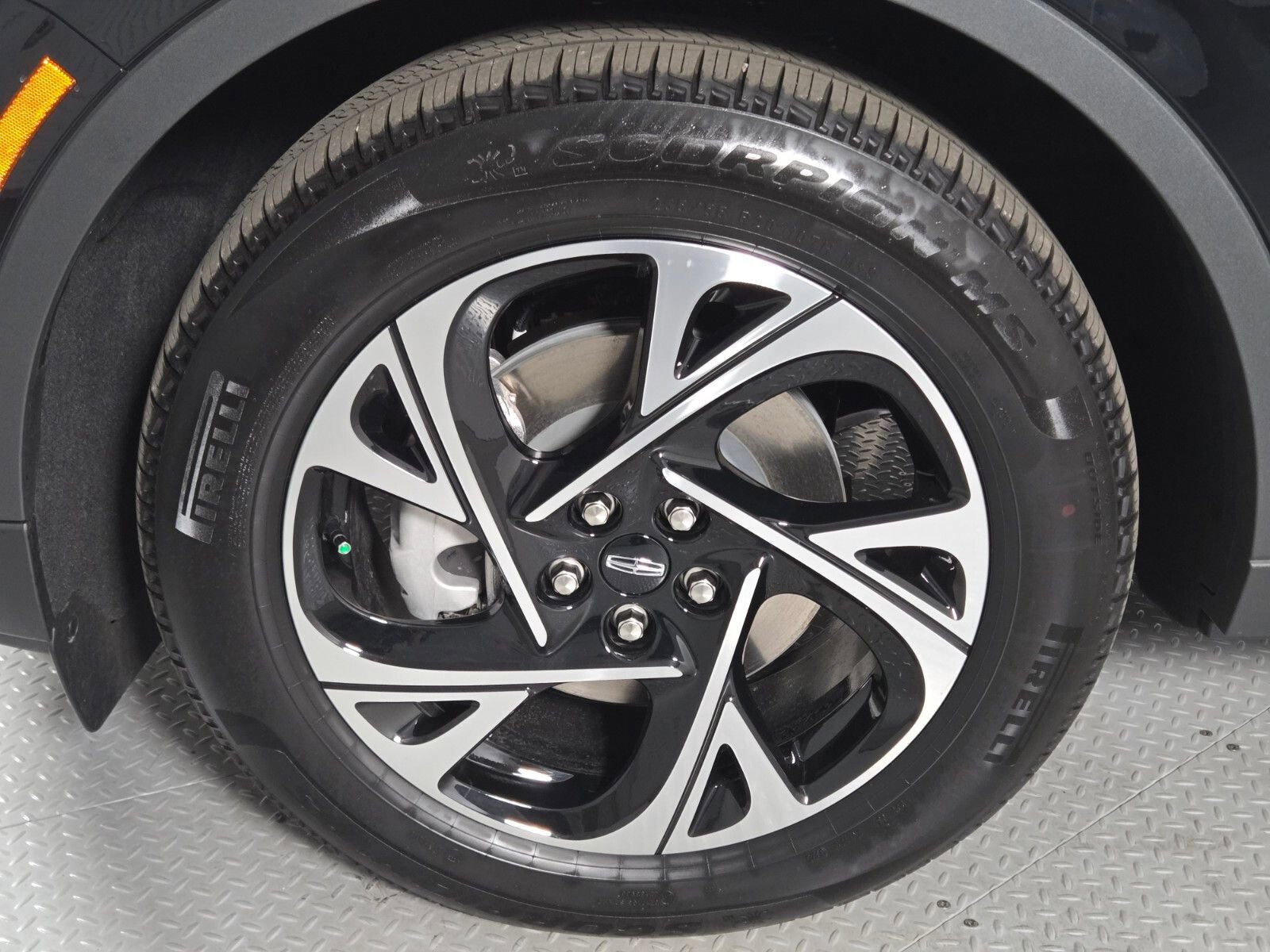 New 2026 Lincoln Nautilus Premier image 11