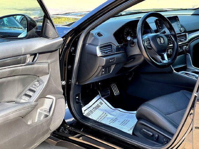 Used 2021 Honda Accord Sport image 8
