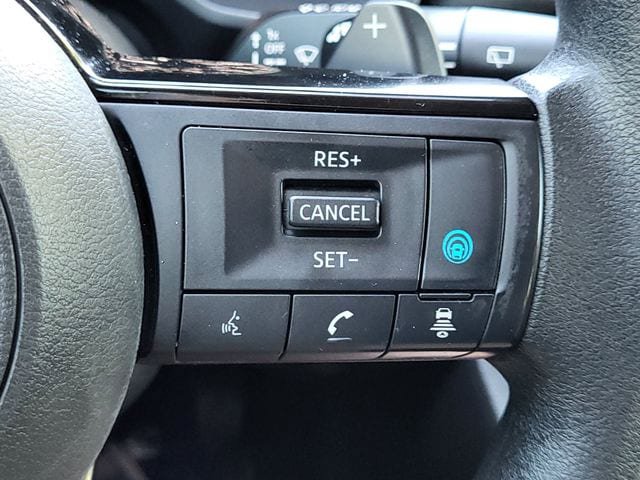 Certified 2022 Nissan Rogue SV AWD/4WD image 9