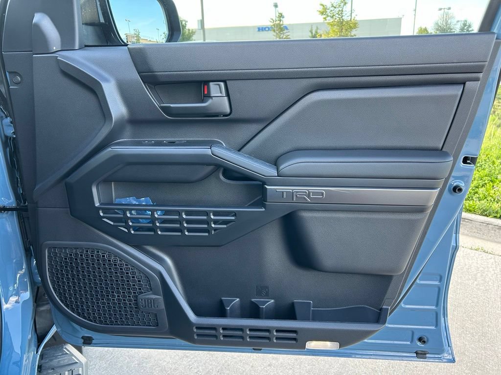 Used 2026 Toyota 4Runner TRD Off-Road Premium AWD/4WD image 25