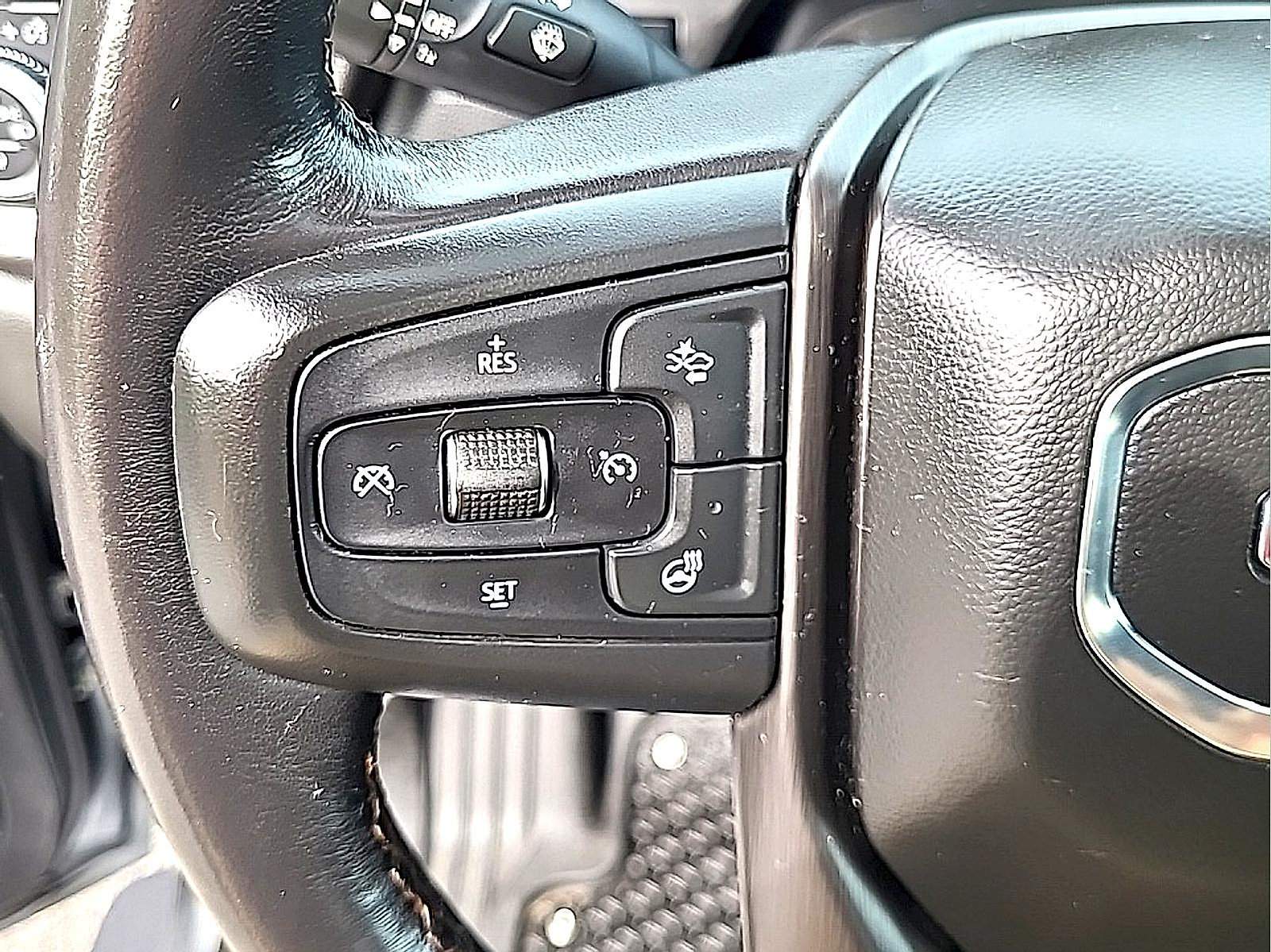 Used 2021 GMC Sierra 1500 AT4 w/ AT4 Premium Package AWD/4WD image 18