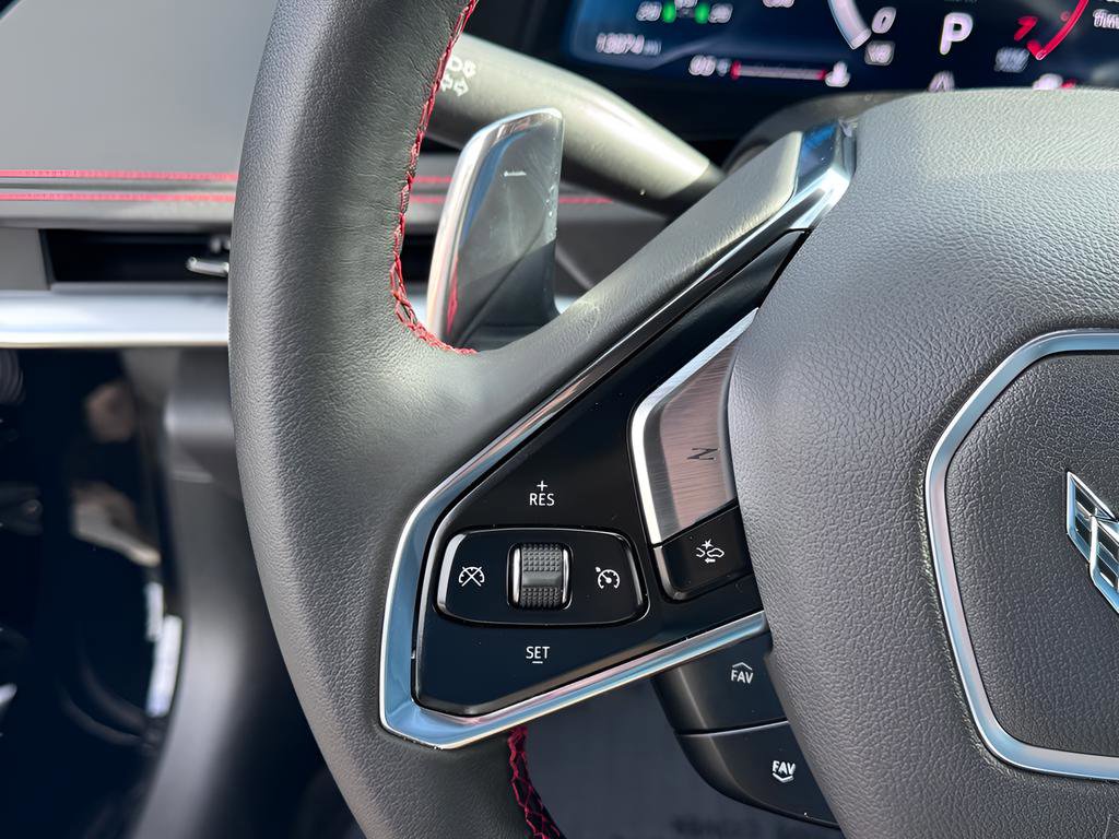 Used 2024 Chevrolet Corvette Stingray Coupe w/ Battery Protection Package image 15