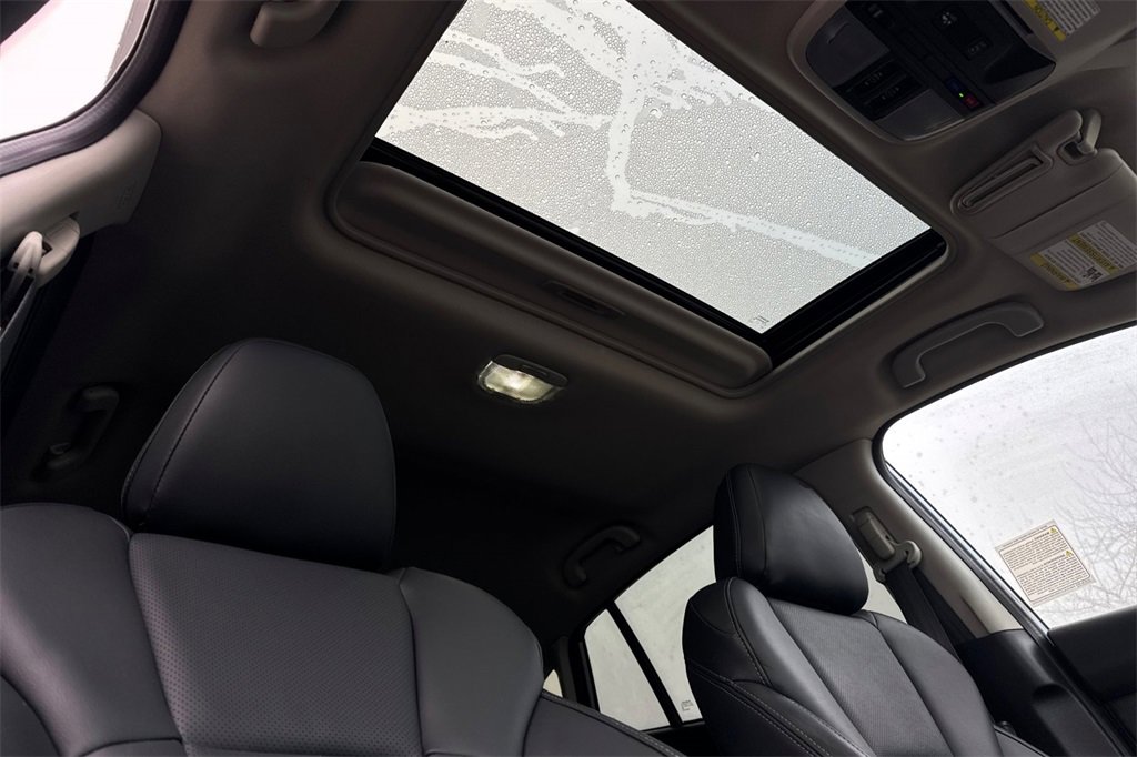 Used 2023 Subaru Impreza 2.0i Limited w/ Popular Package #3 image 18