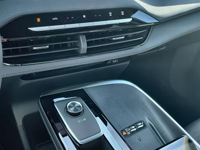 New 2026 Buick Enclave Sport Touring w/ Power Package image 18
