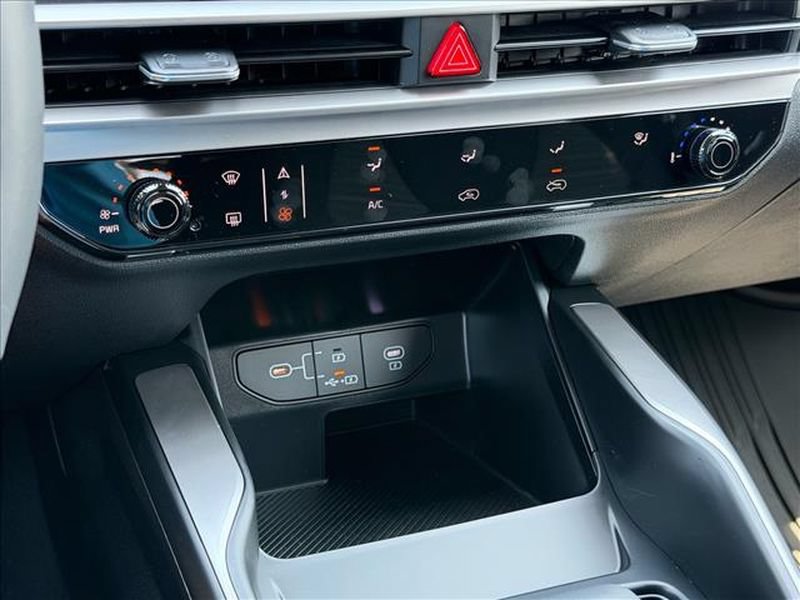 New 2026 Kia Sorento LX FWD image 26