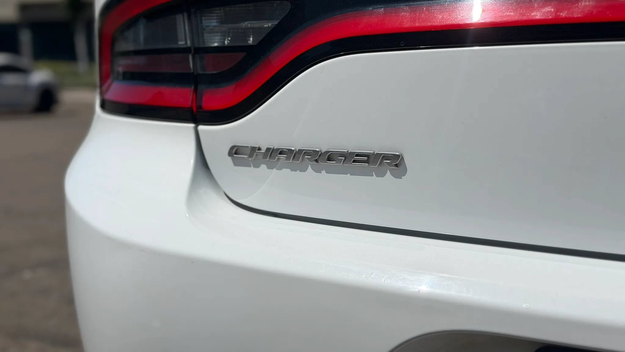 Used 2017 Dodge Charger SE RWD image 17