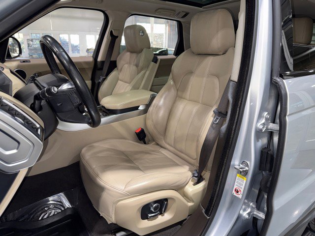 Used 2016 Land Rover Range Rover Sport HSE image 8