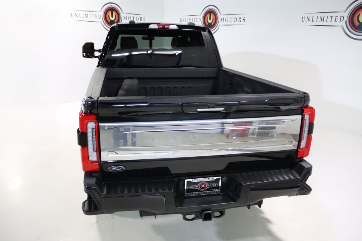 Used 2023 Ford F250 Platinum w/ FX4 Off-Road Package AWD/4WD image 81