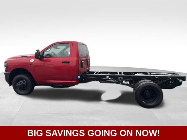 New 2025 RAM 3500 Tradesman AWD/4WD image 7