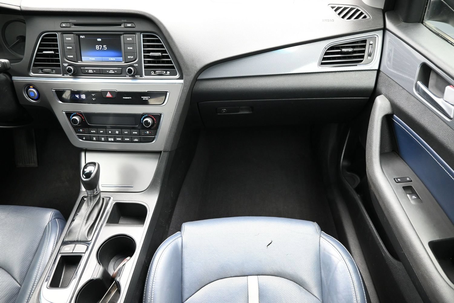 Used 2016 Hyundai Sonata Limited FWD image 30