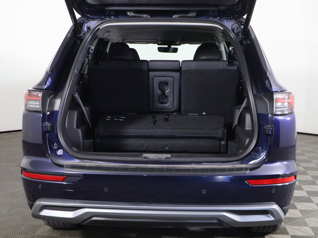 New 2026 Mitsubishi Outlander SE FWD image 17