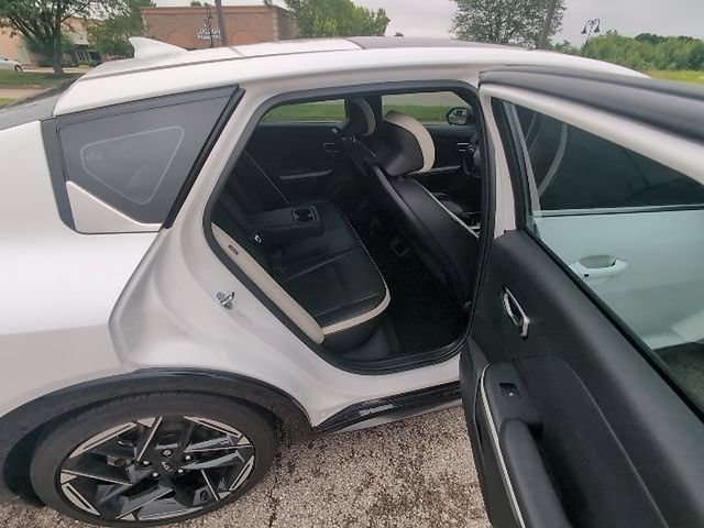 Used 2025 Kia K4 GT-Line w/ GT-Line Premium Package FWD image 4